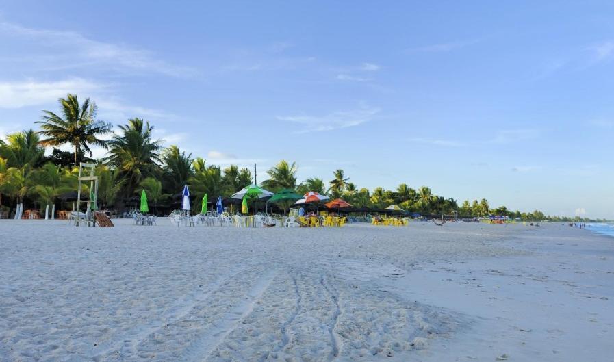 Chales Suites Pe Na Areia Гуаибим Экстерьер фото
